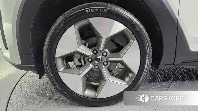 Ssangyong Torres EVX id 4322076 из Кореи 15