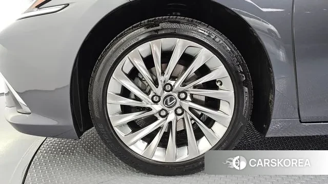 Lexus ES300h 7th generation id 3394375 из Кореи 15