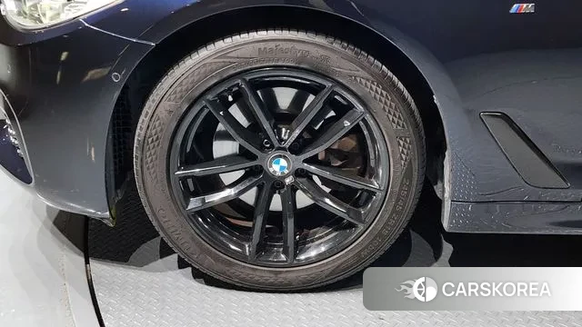 BMW 5 Series (G30) id 3363236 из Кореи 15