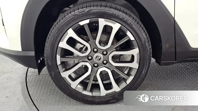 Ssangyong Torres id 3620439 из Кореи 15