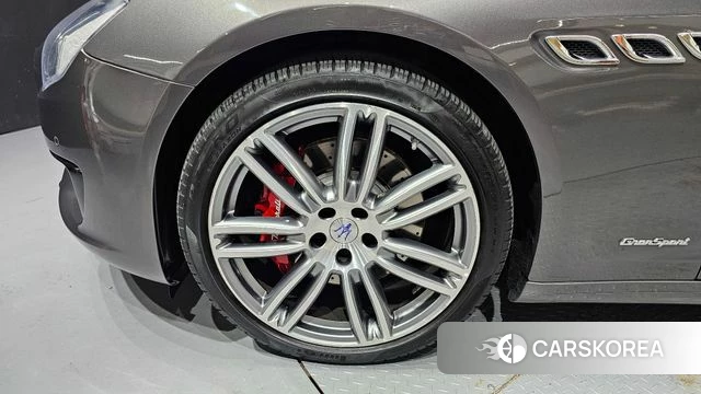 Maserati Quattroporte id 4430291 из Кореи 29
