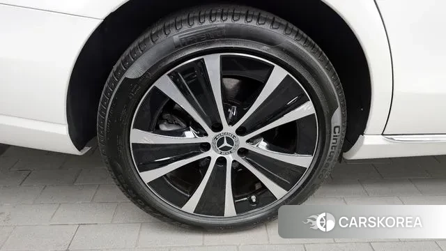 Mercedes-Benz E-Class W213 id 3379441 из Кореи 15