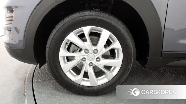 Hyundai All New Tucson id 3661803 из Кореи 15