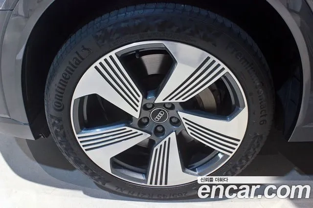 Audi e-Tron id 2863689 из Кореи 15