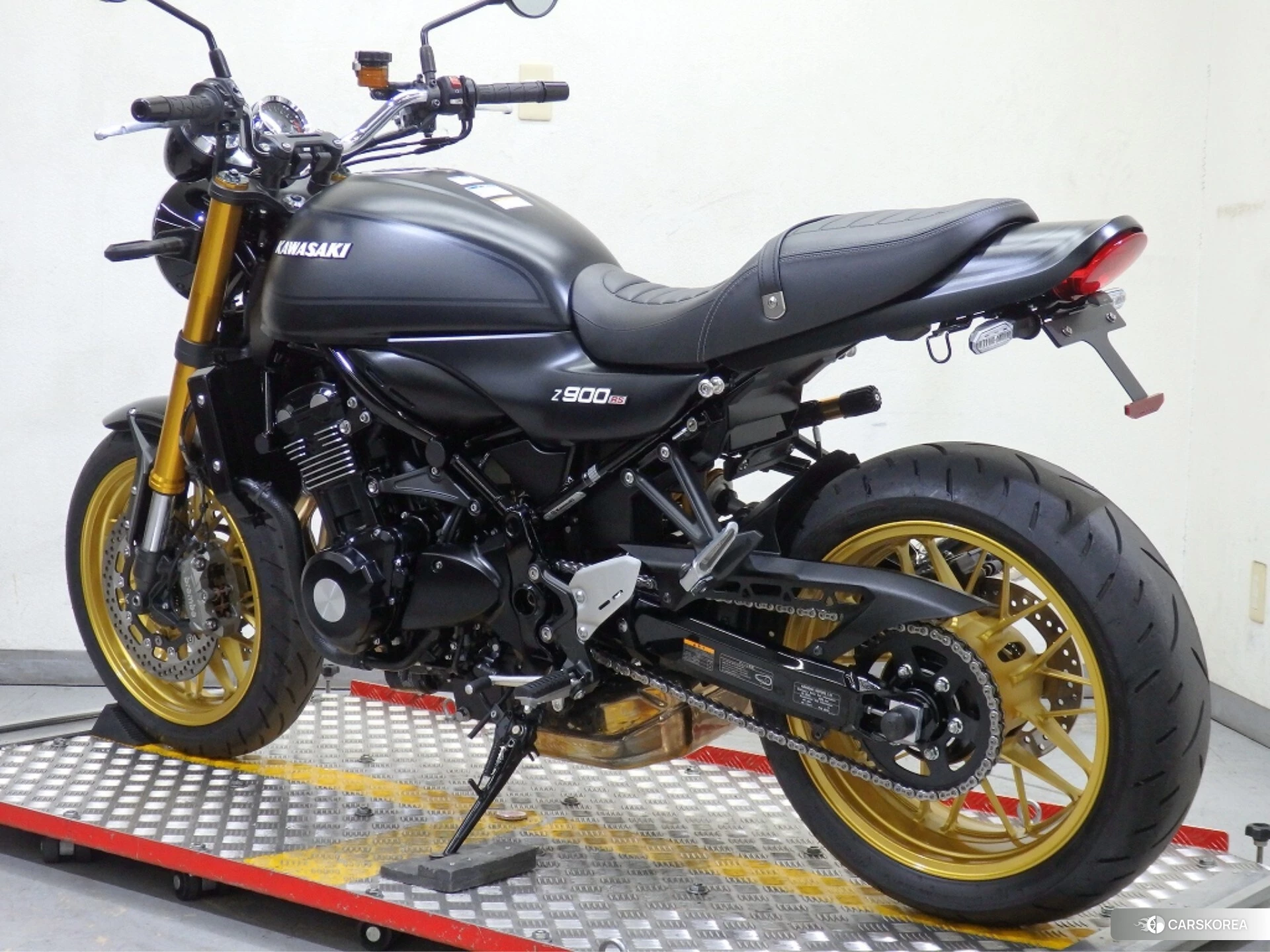 Проданный Kawasaki Z900RS SE 2025 из Японии, фото 2