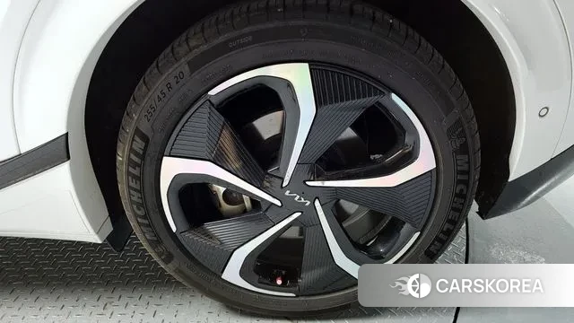 Kia EV6 id 3372349 из Кореи 15