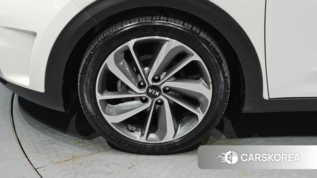 Kia Niro id 3845187 из Кореи 15