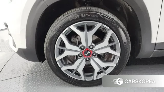 Kia Seltos id 3666090 из Кореи 15