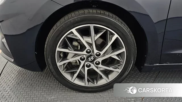 Hyundai The New Avante AD id 3742584 из Кореи 15