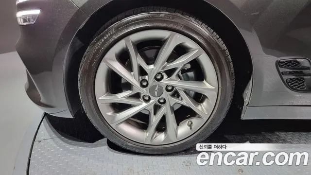 Genesis The New G70 id 2683420 из Кореи 15