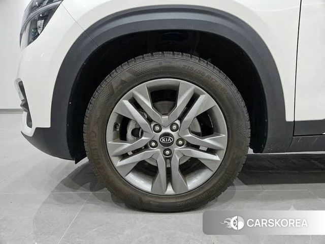 Kia Seltos id 4732119 из Кореи 11