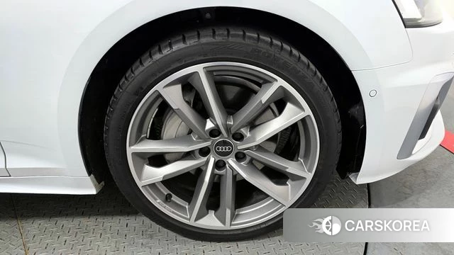 Audi A5 (F5) id 3826650 из Кореи 15