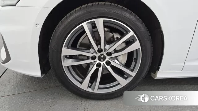 Audi A6 (C8) id 3776829 из Кореи 15