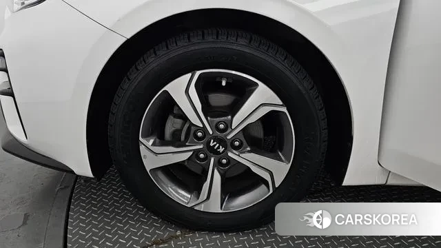 Kia Come New K3 id 3060745 из Кореи 15