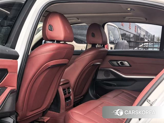 BMW 3 series 2023 Белый из Китая, фото 5