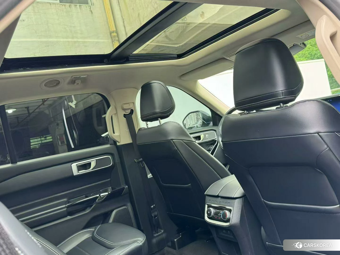 Ford Explorer 2022 Серебристо-серый из Китая, фото 5