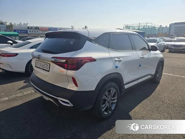 Kia Seltos id 3402598 из Кореи 13