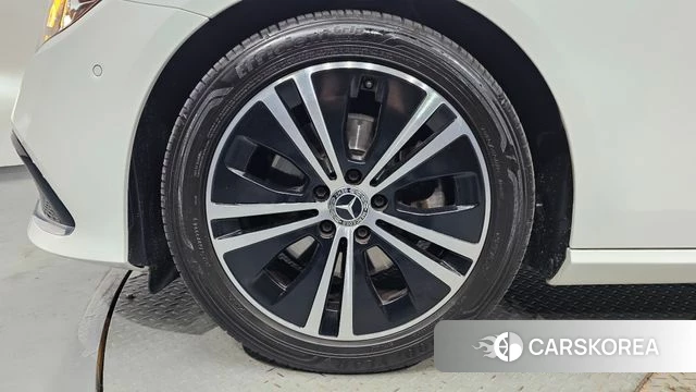 Mercedes-Benz E-Class W213 id 4604454 из Кореи 25