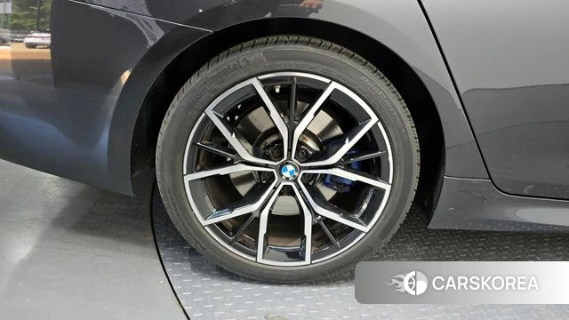 BMW 5 Series (G30) id 4292727 из Кореи 15