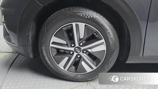 Kia The New Niro id 3339231 из Кореи 15