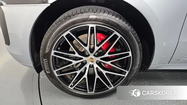 Porsche Macan id 2939331 из Кореи 15