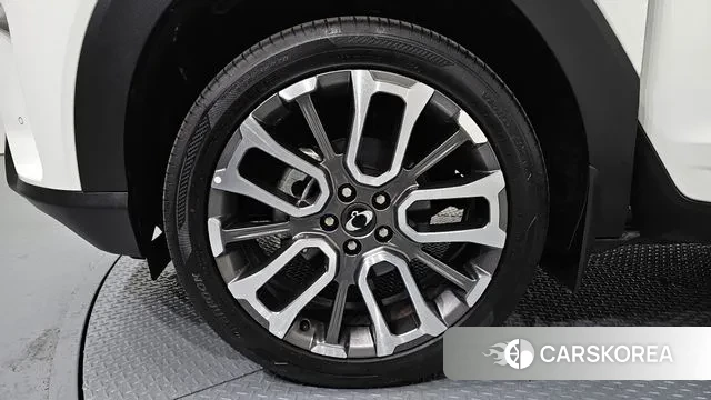 Ssangyong The New Torres id 3585588 из Кореи 15