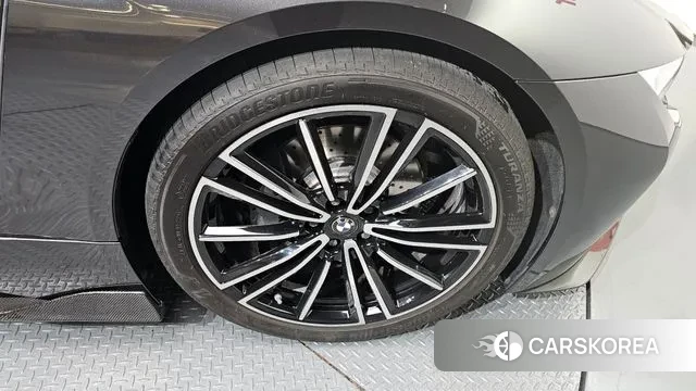 BMW i8 id 3117492 из Кореи 15