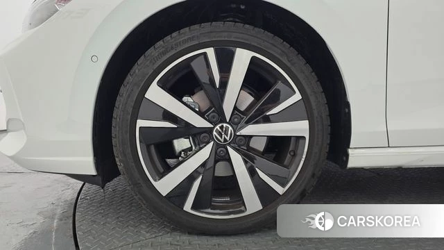 Volkswagen Golf 8th Generation id 4607340 из Кореи 15