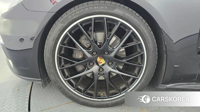 Porsche Panamera (971) id 4632519 из Кореи 30