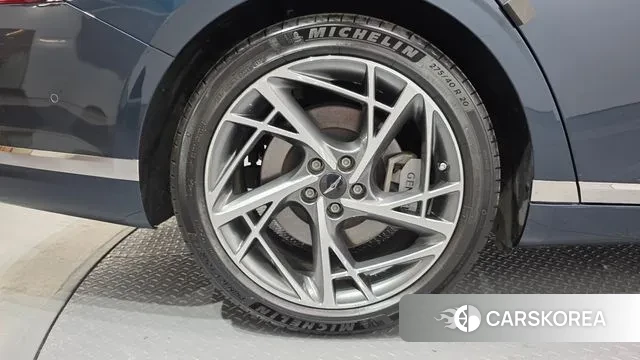 Genesis G90 (RS4) id 3503342 из Кореи 15