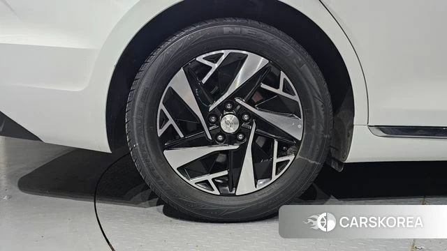 Hyundai The New Grandeur IG Hybrid id 4382801 из Кореи 15