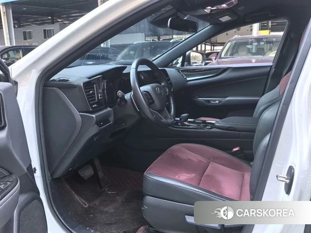 Lexus NX 2023 Белый из Китая, фото 5
