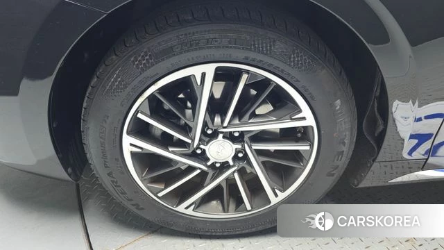 Hyundai The New Grandeur IG id 4429878 из Кореи 29