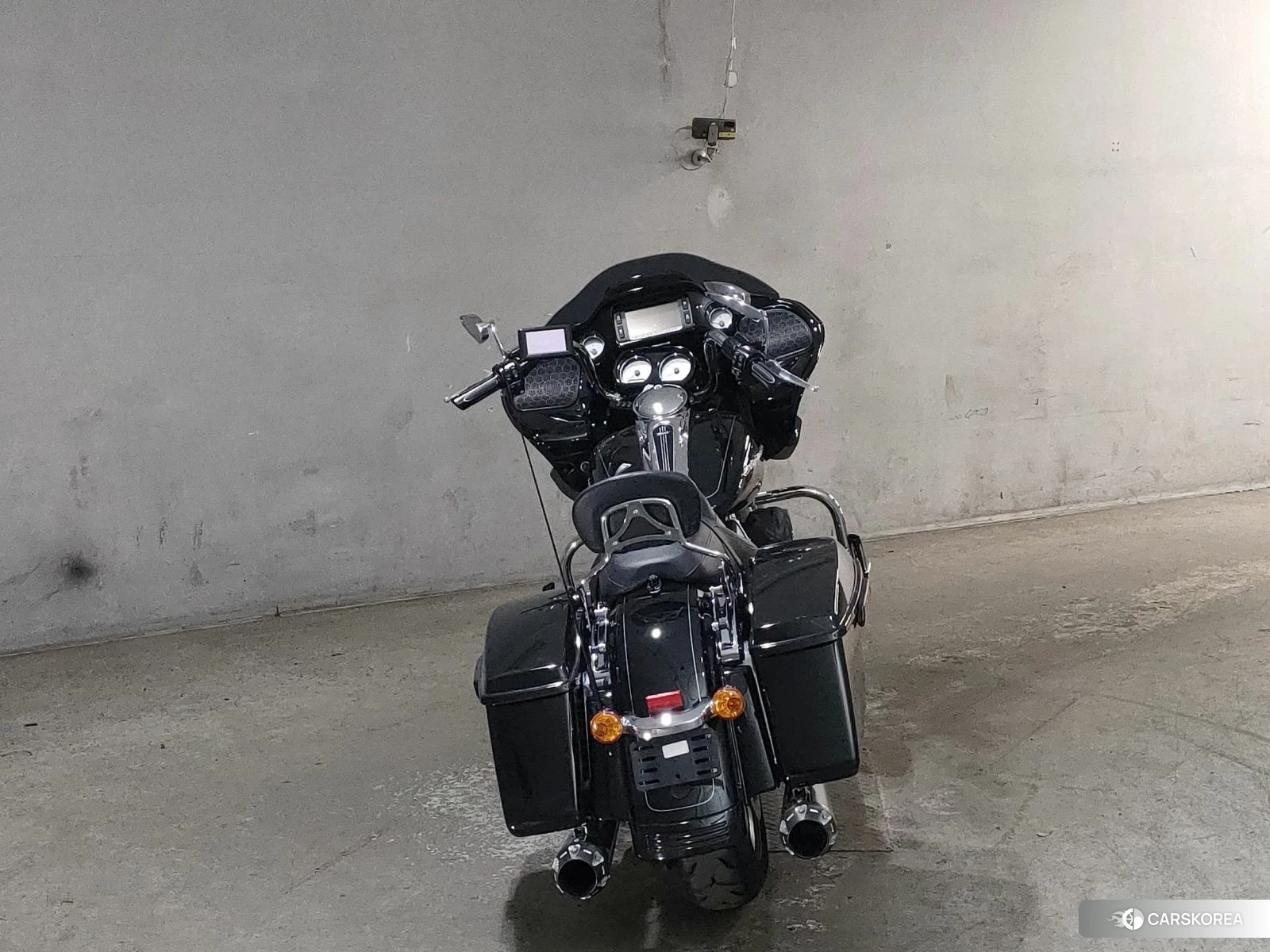 Проданный Harley-Davidson Road Glide FLTRXS1690 id 4193785 из Японии, фото 2