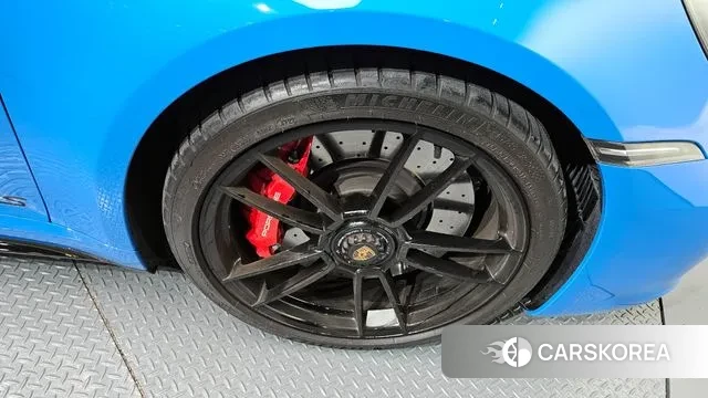 Porsche 911(992) id 3305585 из Кореи 15