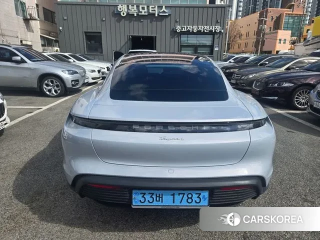 Porsche Taycan id 3716307 из Кореи 15