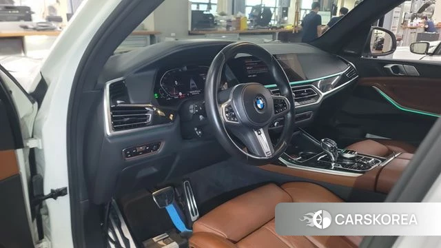 BMW X7 (G07) 2022 Белый из Кореи, фото 5