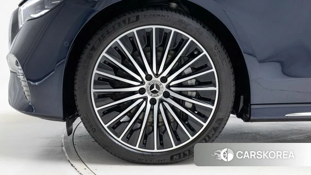 Mercedes-Benz E-Class W214 id 4833976 из Кореи 14