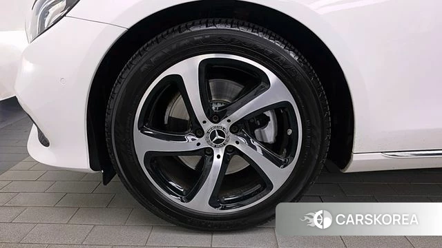 Mercedes-Benz E-Class W213 id 4775857 из Кореи 27