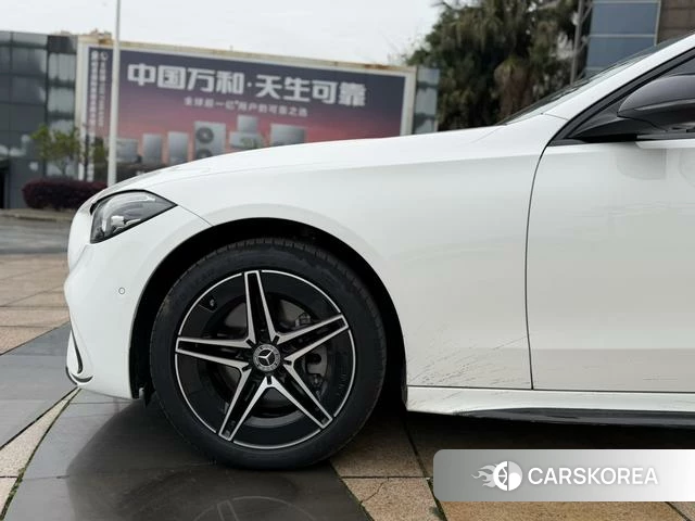 Mercedes-Benz Class C id 4275445 из Китая 10