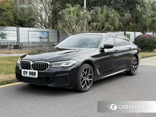 BMW 5 series 2022 Черный из Китая, фото 5