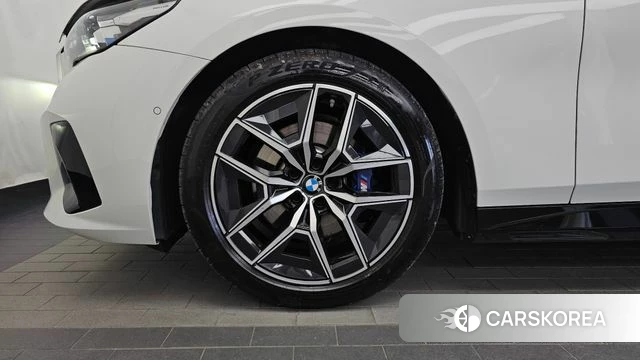 BMW 5 Series (G60) id 4655567 из Кореи 15