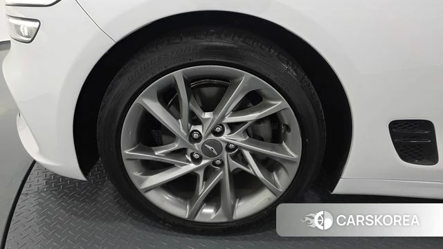 Genesis The New G70 id 3954648 из Кореи 15