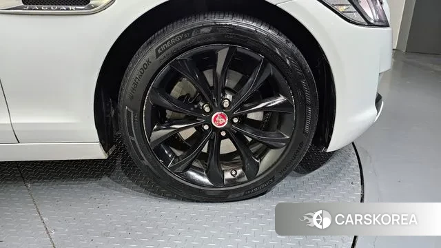 Jaguar XF (X260) id 3602429 из Кореи 15