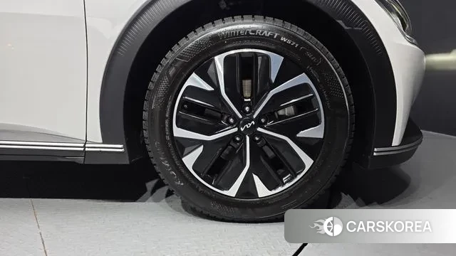 Kia EV6 id 3701020 из Кореи 15