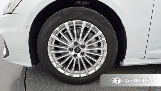 Audi A6 (C8) id 3044282 из Кореи 15