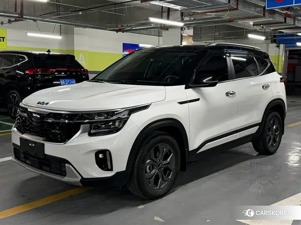Kia Seltos 2023 Белый из Китая, фото 5