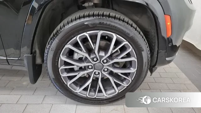 Jeep Grand Cherokee (WL) id 3317748 из Кореи 15