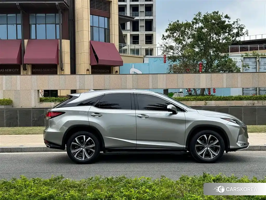 Lexus RX 2021 Silver/gray из Китая, фото 5