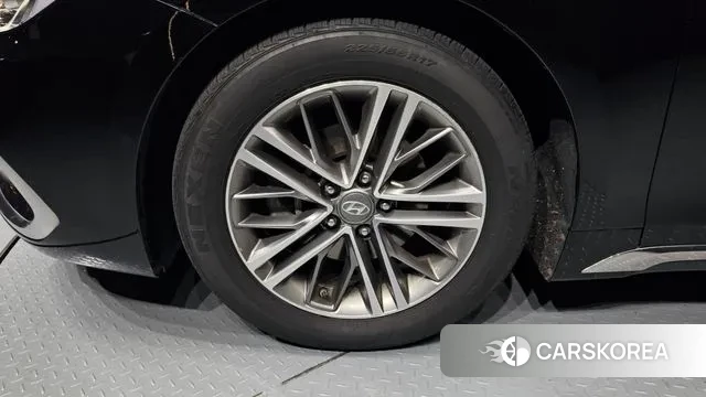 Hyundai Grandeur IG id 3024619 из Кореи 15